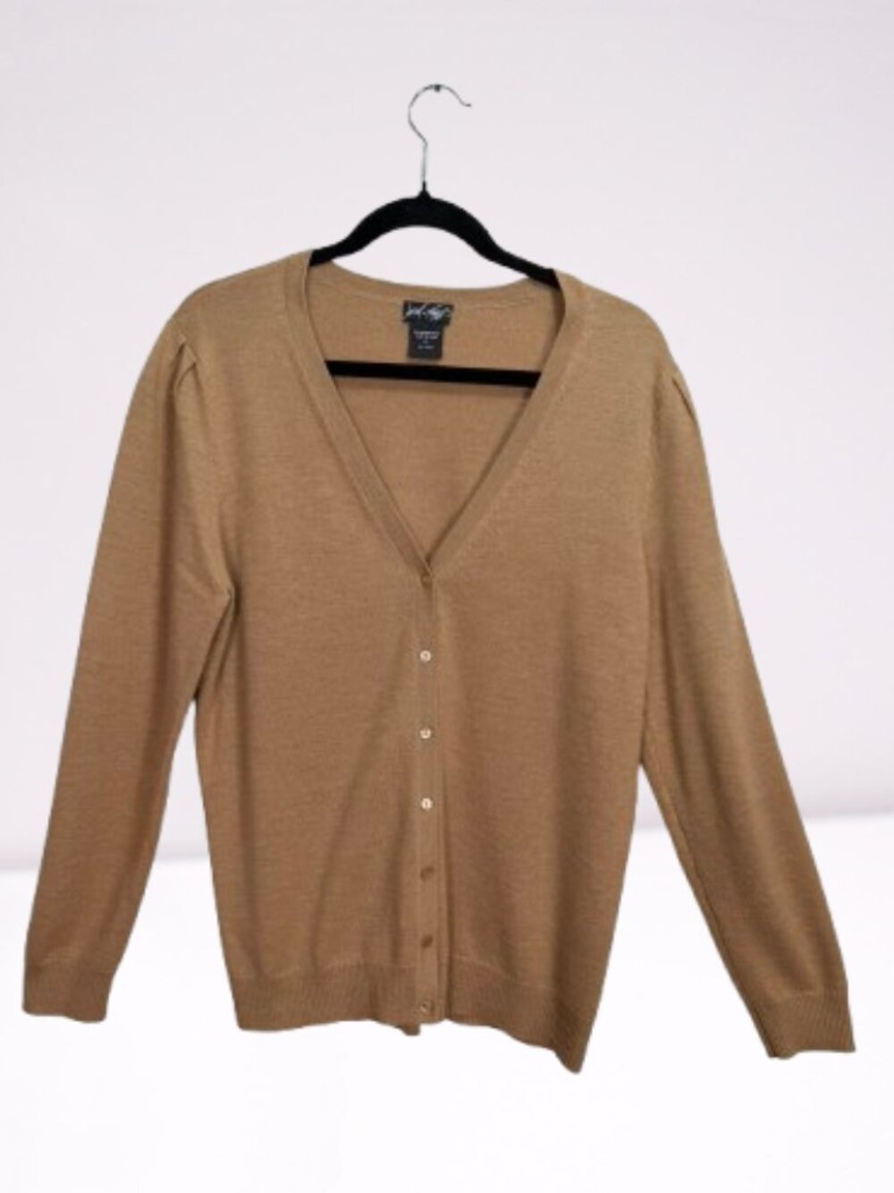 Lord & Taylor 100% Merino Wool Cardigan Size XL in Tan - Picture 3 of 9